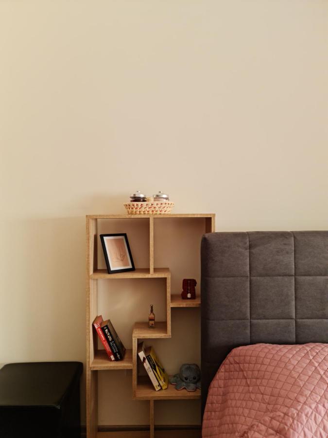 Apartament Lovely One Bedroom In Tirana