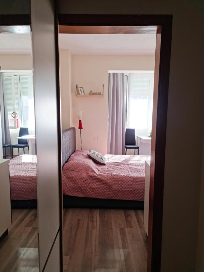 Lovely One Bedroom In * Tirana